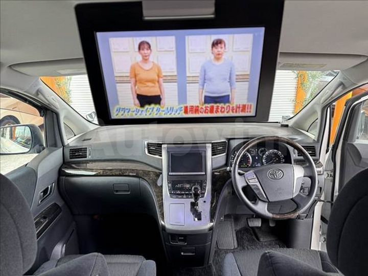 Toyota Vellfire 2013 — 2