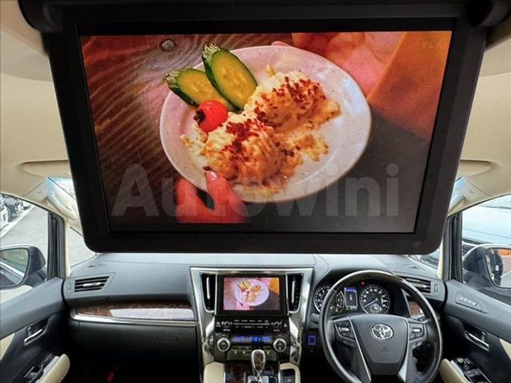Toyota Alphard 2018 — 2