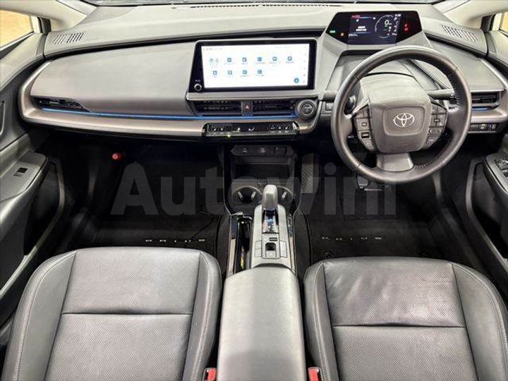 Toyota Prius 2023 MXWH60-4002520 — 4
