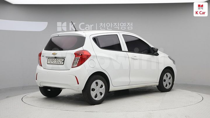 Chevrolet Spark 2019 KLYDC487DKC201101 — 3