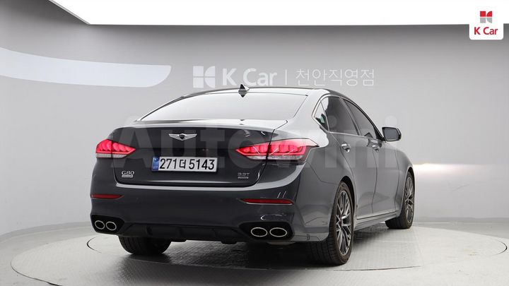 Genesis G80 2017 — 2