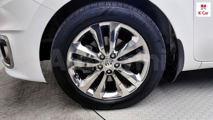 Kia Carnival 2017 KNAME81ABHS275452 — 5