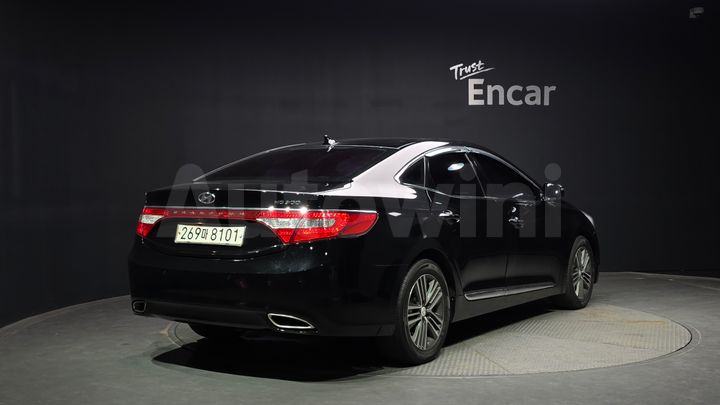 Hyundai Grandeur 2014 — 2
