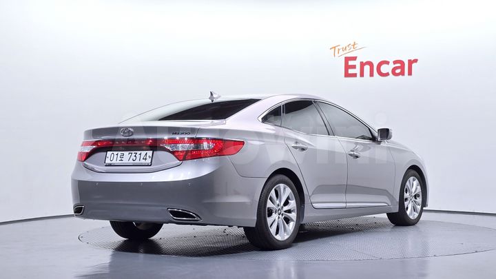 Hyundai Grandeur 2011 — 2
