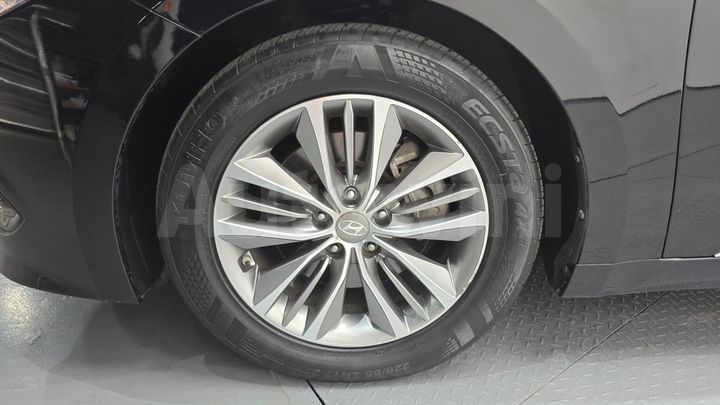 Hyundai Grandeur 2015 — 5