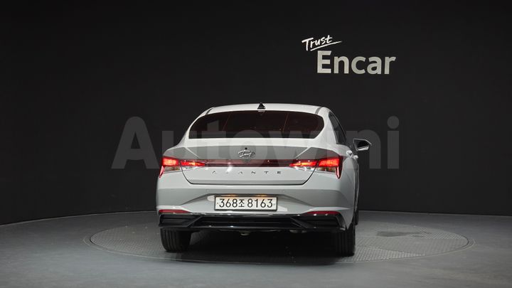 Hyundai Avante 2023 — 4