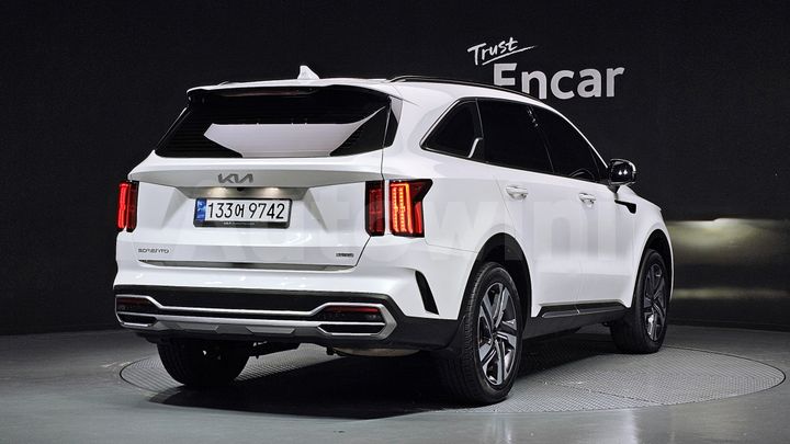 Kia Sorento 2023 — 2