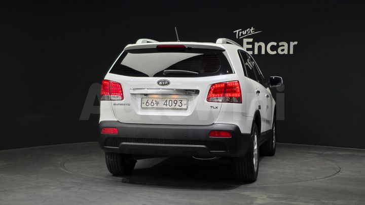 Kia Sorento 2011 — 4