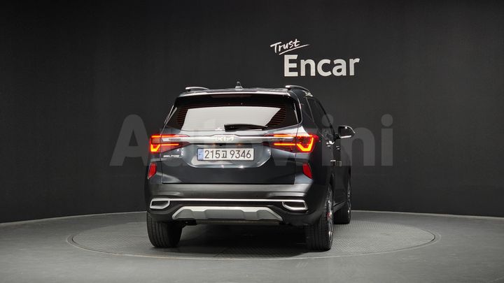 Kia Seltos 2023 — 4
