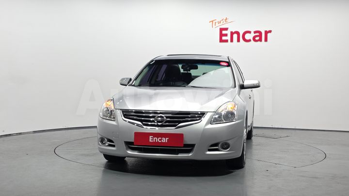 Nissan Altima 2010 — 3