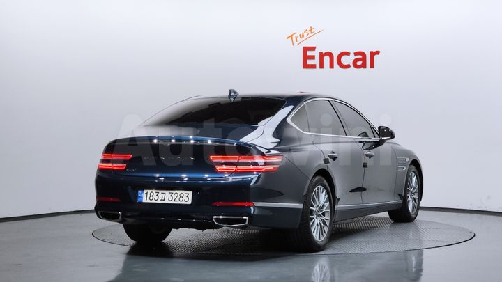 Genesis G80 2024 — 2