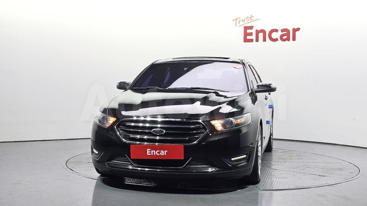 Ford Taurus 2015 — 3