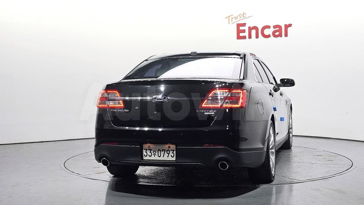 Ford Taurus 2015 — 4