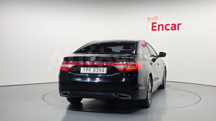 Hyundai Grandeur 2014 — 4