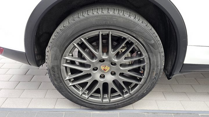 Porsche Cayenne 2012 — 5
