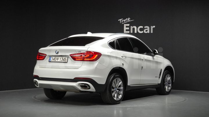 BMW X6 2017 — 2