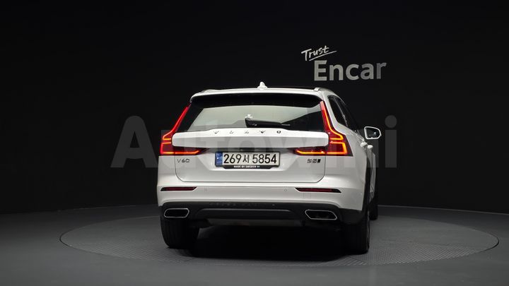 Volvo V60 2021 — 4