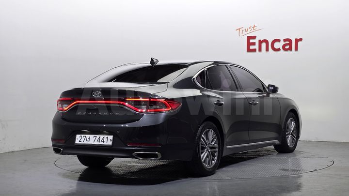 Hyundai Grandeur 2018 — 2
