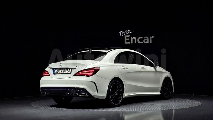 Mercedes-Benz CLA Class 2017 — 2
