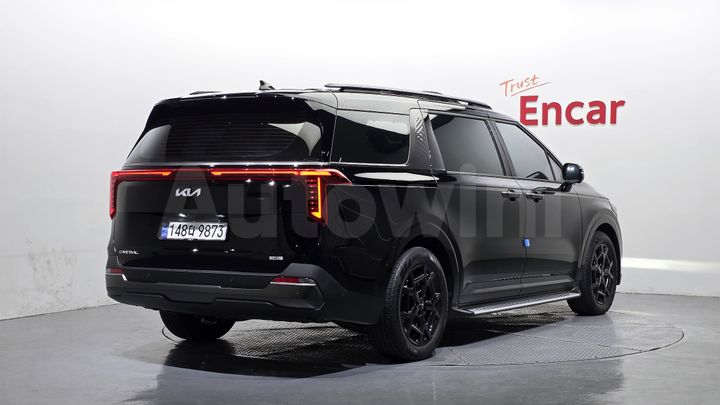 Kia Carnival 2025 — 2