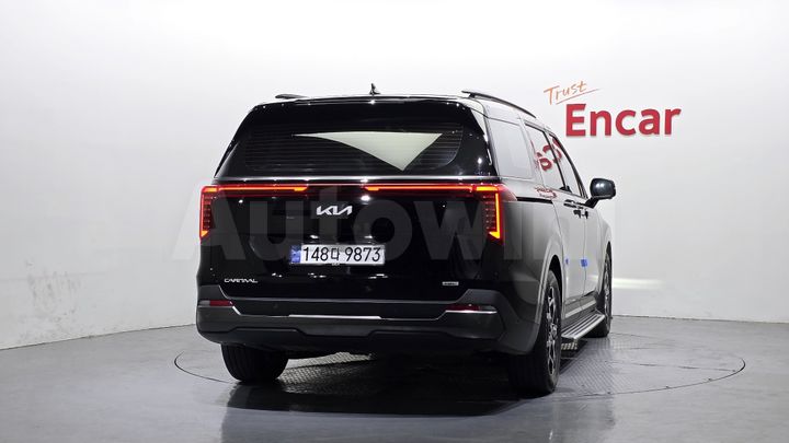 Kia Carnival 2025 — 4