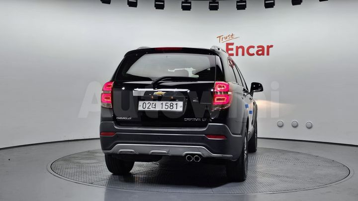 Chevrolet Captiva 2017 — 4
