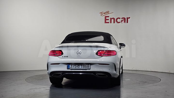Mercedes-Benz C Class 2023 — 3