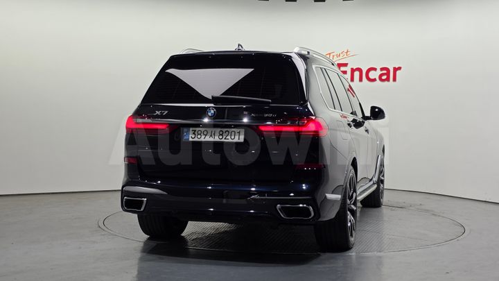 BMW X7 2020 — 4