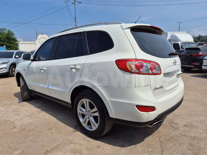 Hyundai SantaFe 2010 — 3