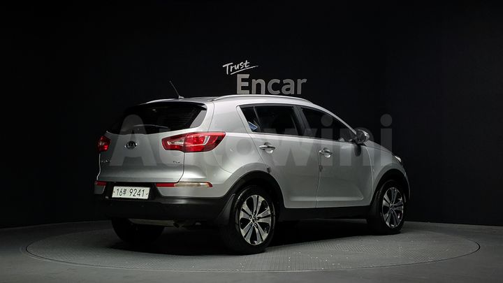Kia Sportage 2011 — 2