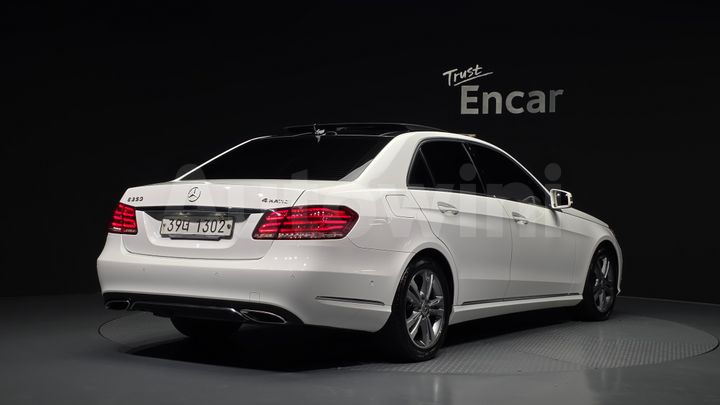 Mercedes Benz E Class 2014 — 2