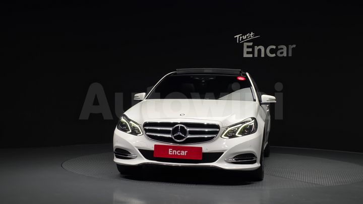Mercedes Benz E Class 2014 — 3