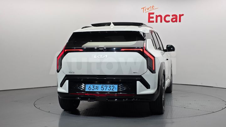 Kia EV3 2026 — 4