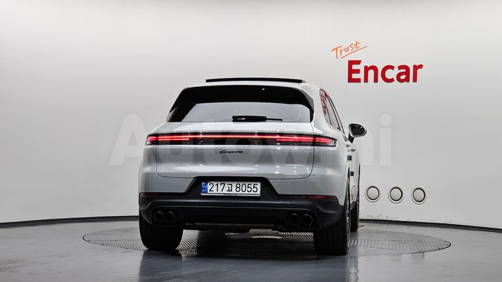 Porsche Cayenne 2024 — 4