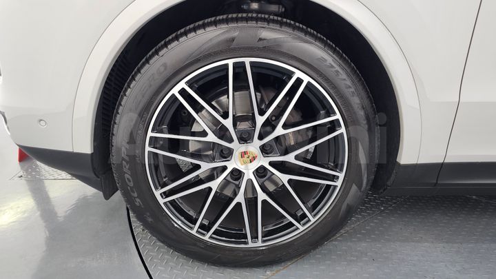 Porsche Cayenne 2024 — 5