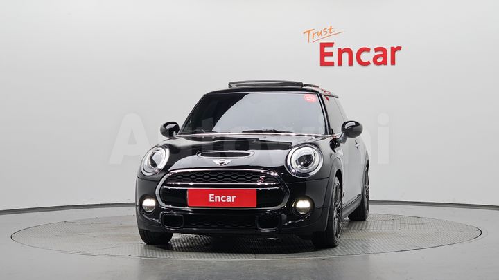 Mini Cooper 2017 — 3