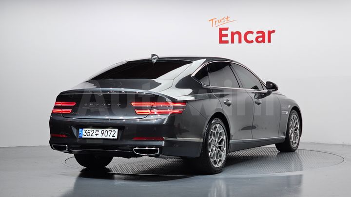 Genesis G80 2021 — 2