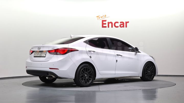 Hyundai Avante 2016 — 2