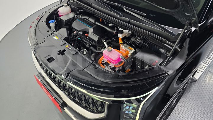 Kia Carnival 2025 — 5