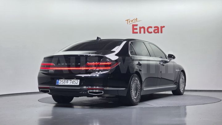 Genesis G90 2021 — 2