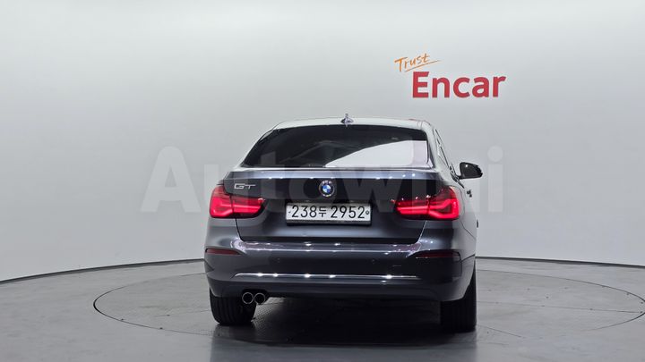 BMW 3 Series 2020 — 4