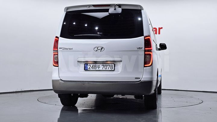 Hyundai Starex 2021 — 4