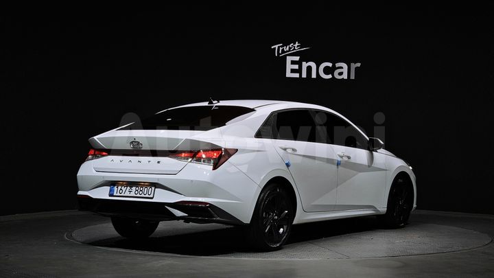 Hyundai Avante 2023 — 2
