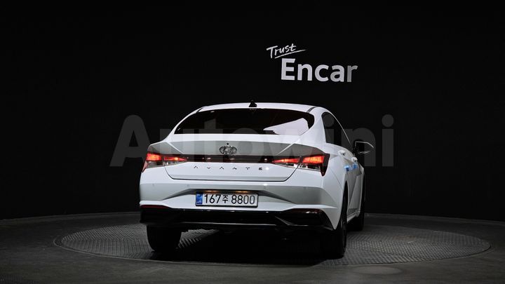 Hyundai Avante 2023 — 4