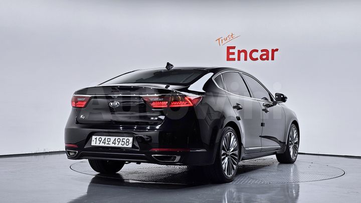 Kia K7 2017 — 2