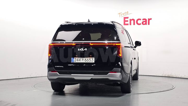 Kia Carnival 2025 — 4