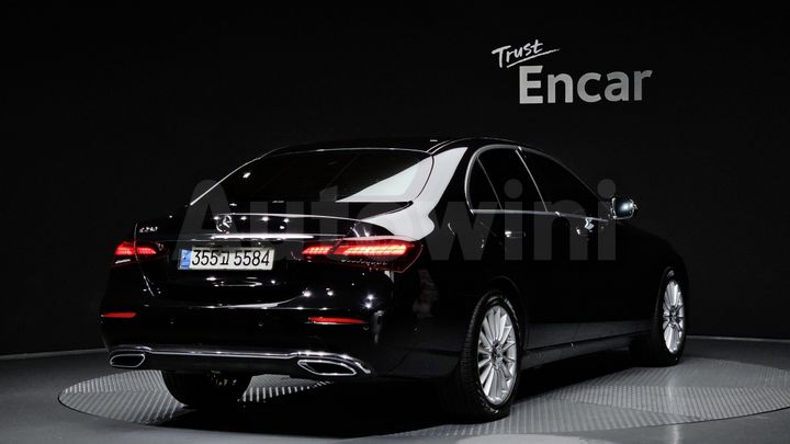 Mercedes-Benz E Class 2021 — 2