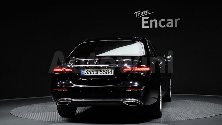 Mercedes-Benz E Class 2021 — 4