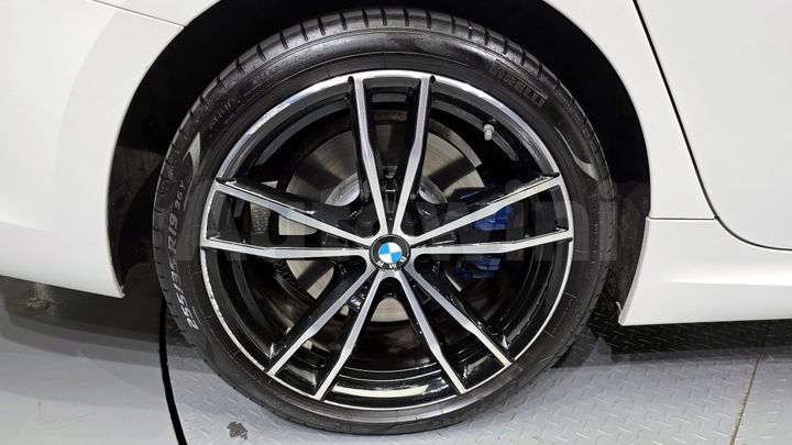 BMW 3 Series 2021 — 5