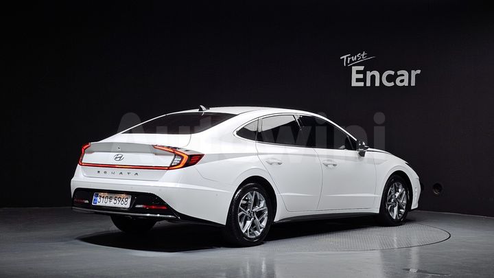Hyundai Sonata 2022 — 2